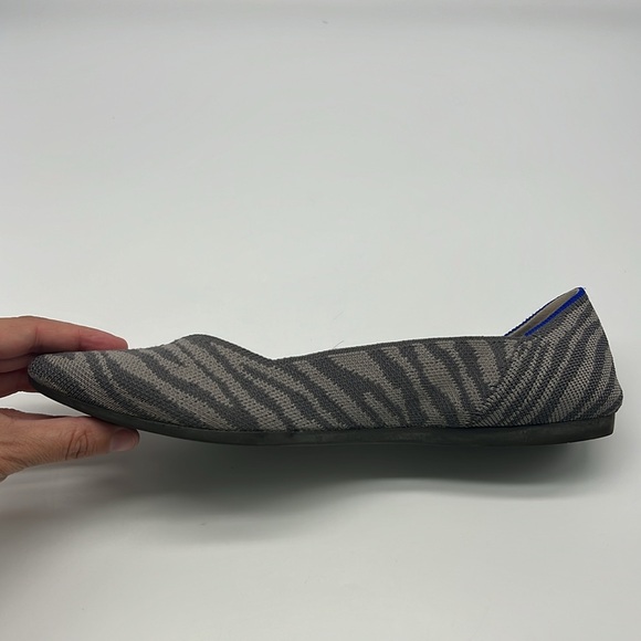 Rothy’s - The Point Gray Zebra Print Pointed Toe Ballet Flats Size 9.5 - Picture 7 of 16